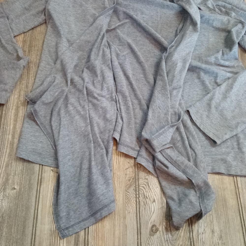 Simple Basic Flowy Open Front Long Sleeve Gray Li… - image 5